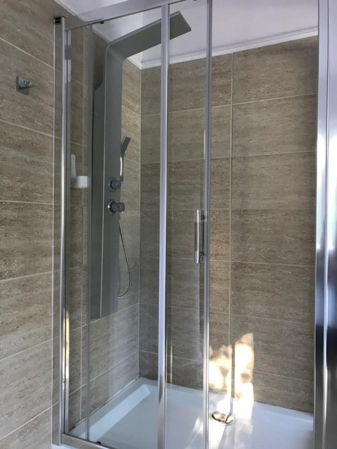 Hotel Alex Galac Kültér fotó